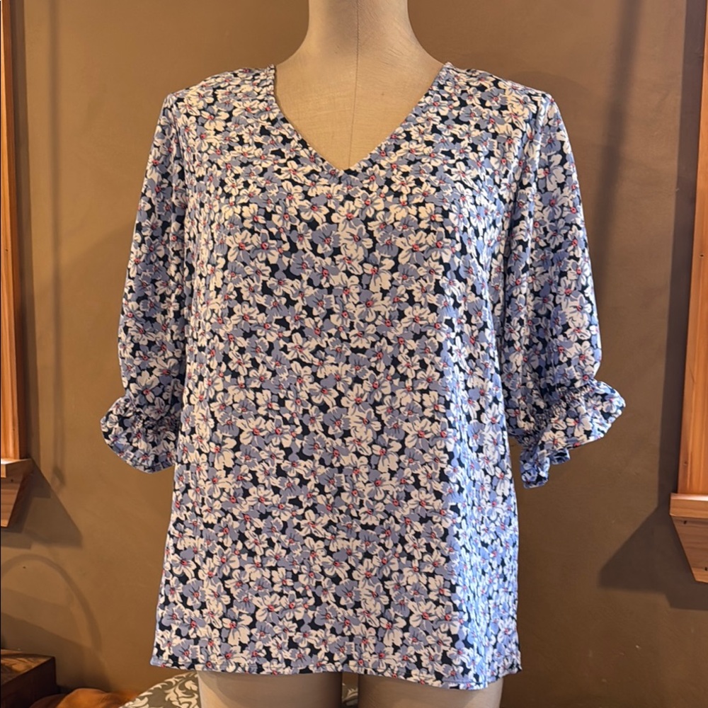 Well Worn Blue and White Cuffed Sleeve Blouse